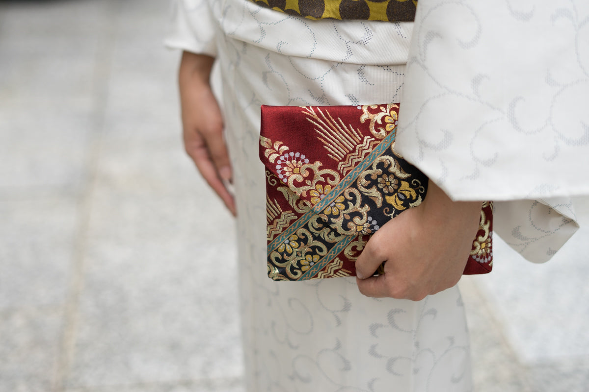 紹巴織のCelticCelticの数寄屋袋【ケルト文様/生成り色×淡黄色】