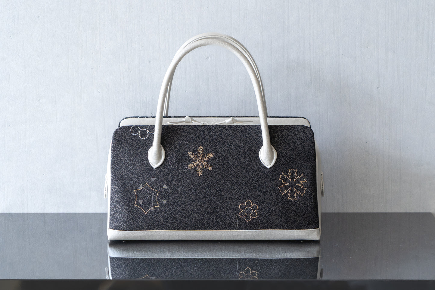 【紹巴織の利休バッグ】雪花散らし