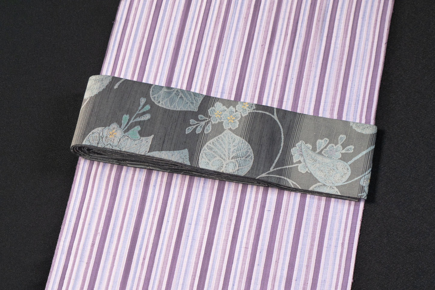 即納品/Online限定【紗楽の角帯】横段に葵柄/総紗縫