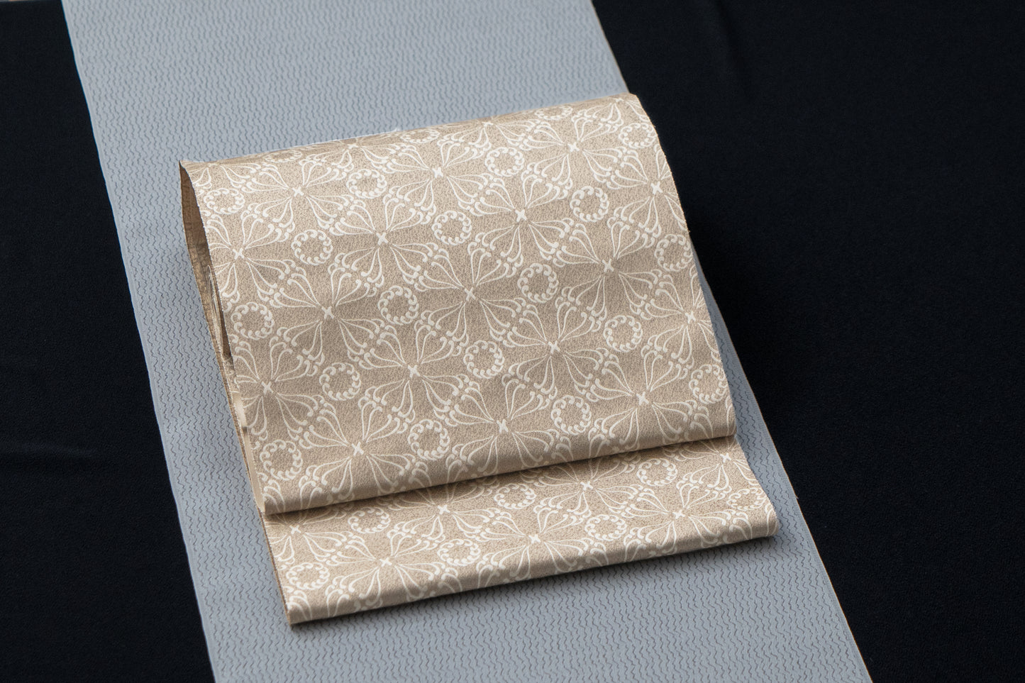 Online限定【神坂雪佳の世界 八寸名古屋帯】海路七宝/二重織(ベージュ)