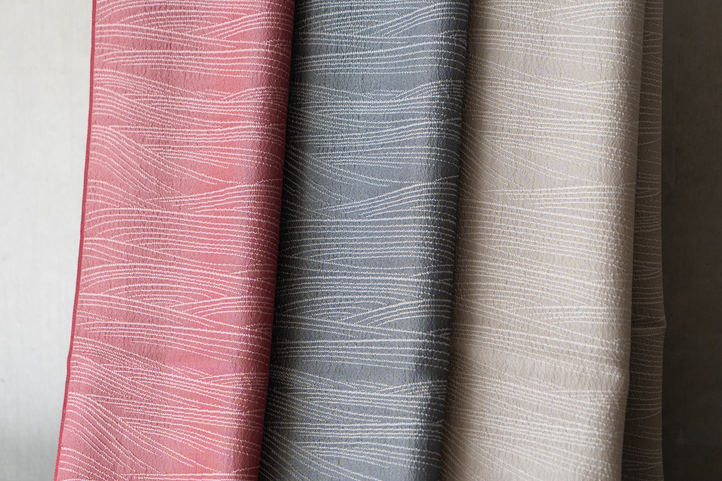 【仙福屋の防染糸織り帯揚げ】 波流水柄