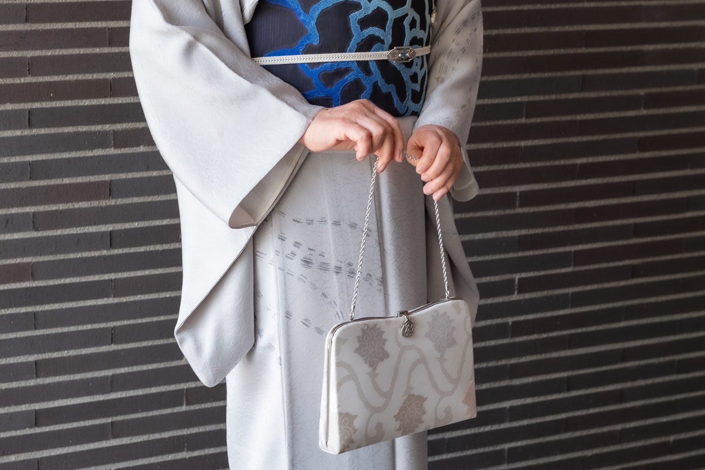 Online限定【総紗縫/礼装・フォーマルバッグ・パーティーバッグ】立涌・轡唐草柄