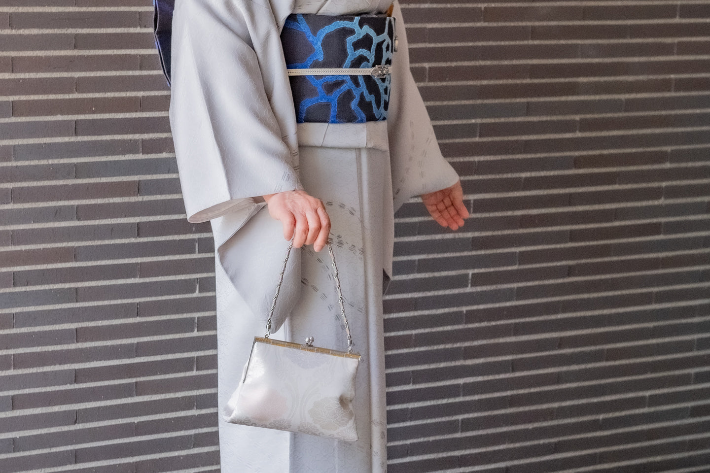 Online限定【総紗縫/礼装・フォーマルバッグ・パーティーバッグ】立涌文様・轡唐草