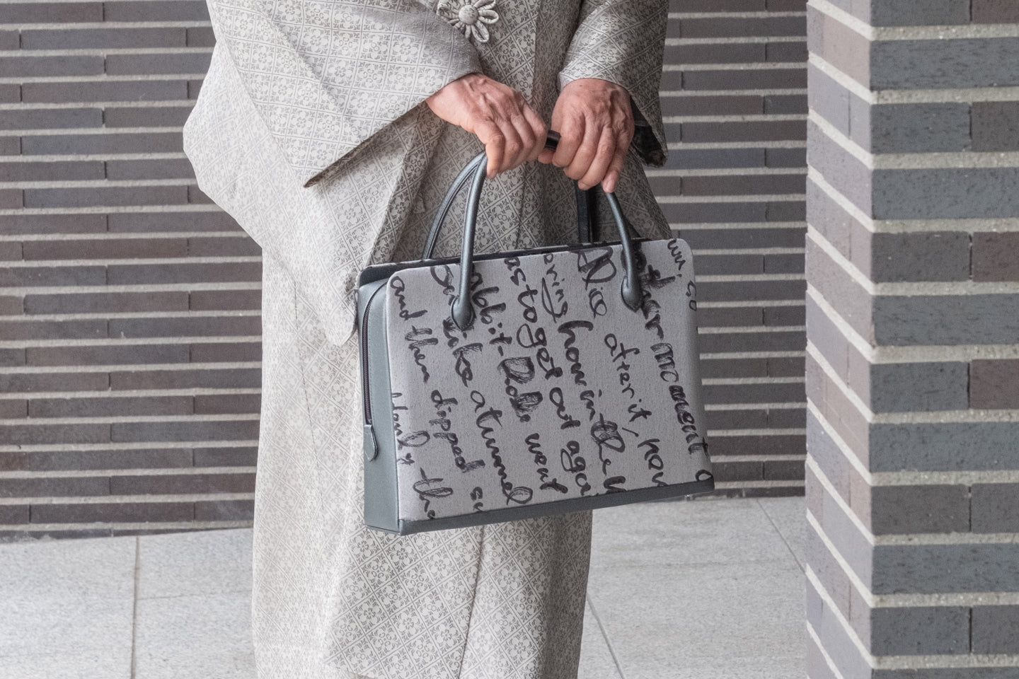 【作楽のタスケバッグ】砂嵐/紹巴織(となみブルー)