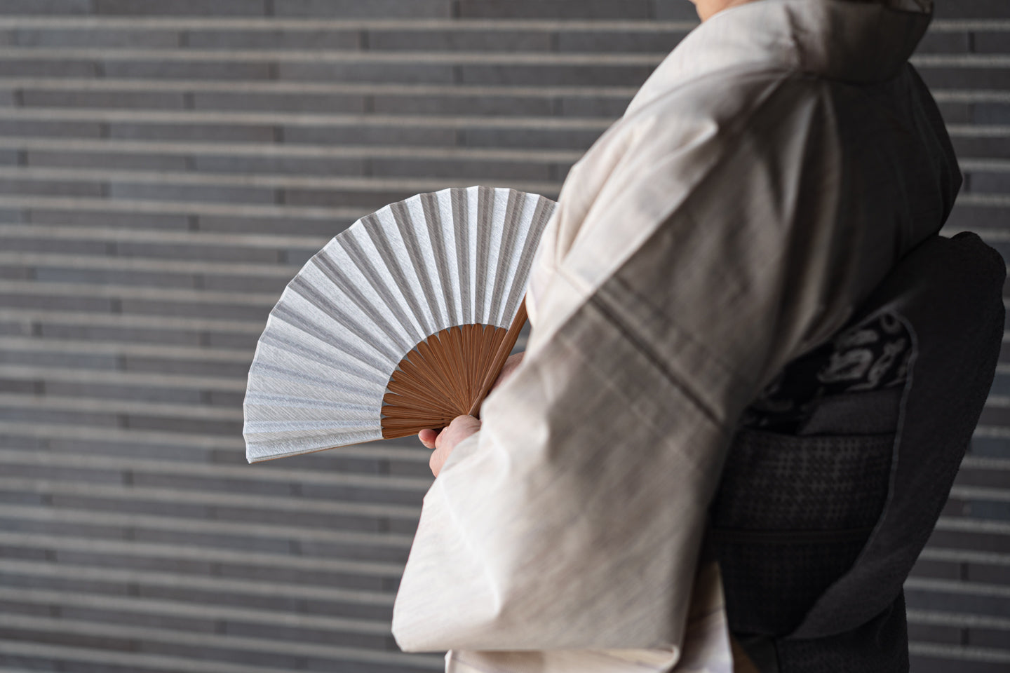 Online限定【総紗縫の無地扇子】白