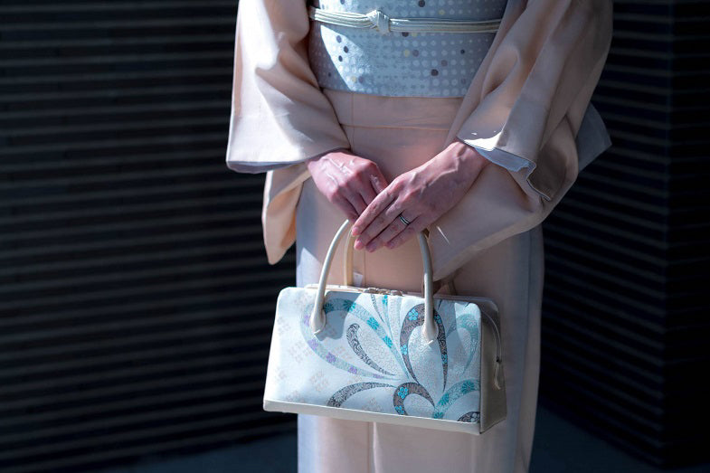 【金銀花の利休バッグ】雪輪に結晶/紹巴織