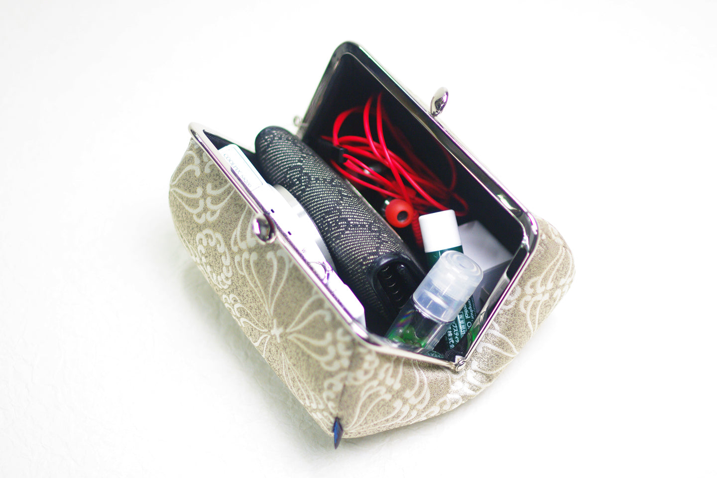 【西陣織のお太鼓ポーチ/しぼ織】唐花/黒