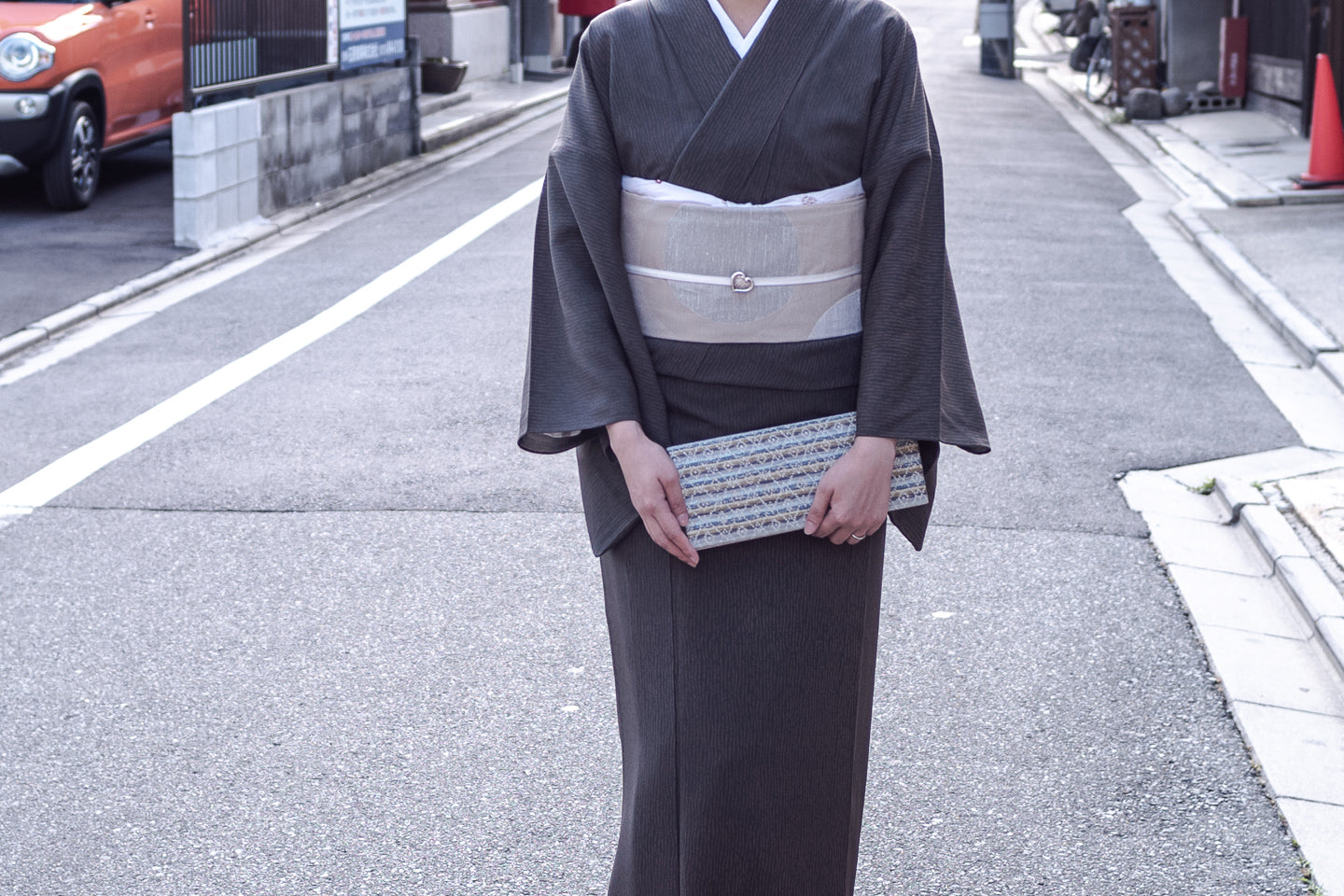 【二重織のクラッチバッグ】鱗柄と更紗唐草をデザインしたデザイン