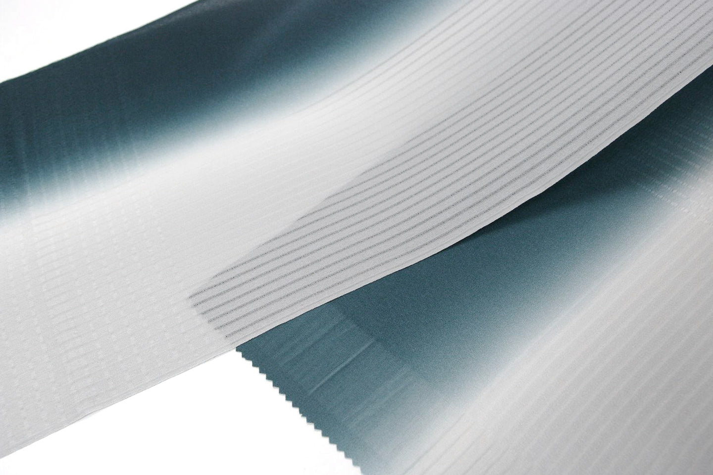 Online限定【仙福屋のオールシーズン織分け無地 帯揚げ(墨色)】