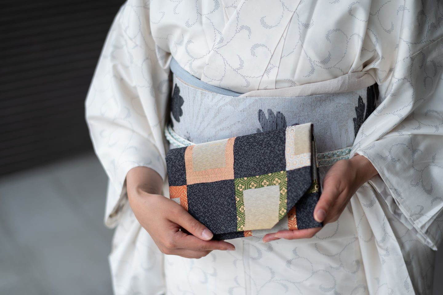 【仙福屋のご朱印帳袋】市松唐草/二重織(麹塵染)