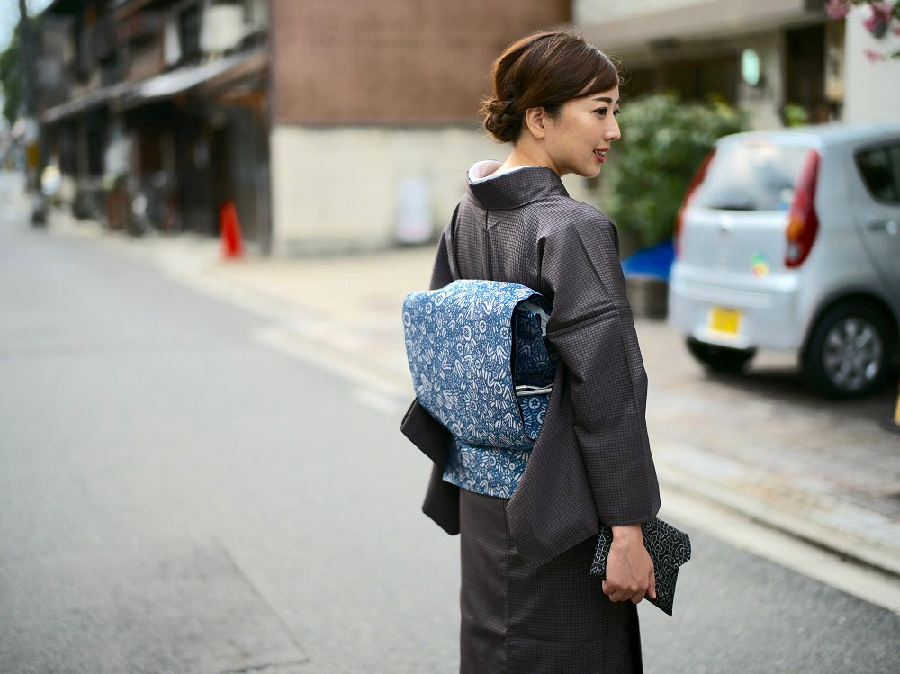 Celticの数寄屋袋【ケルト文様/濃茶×グレー】