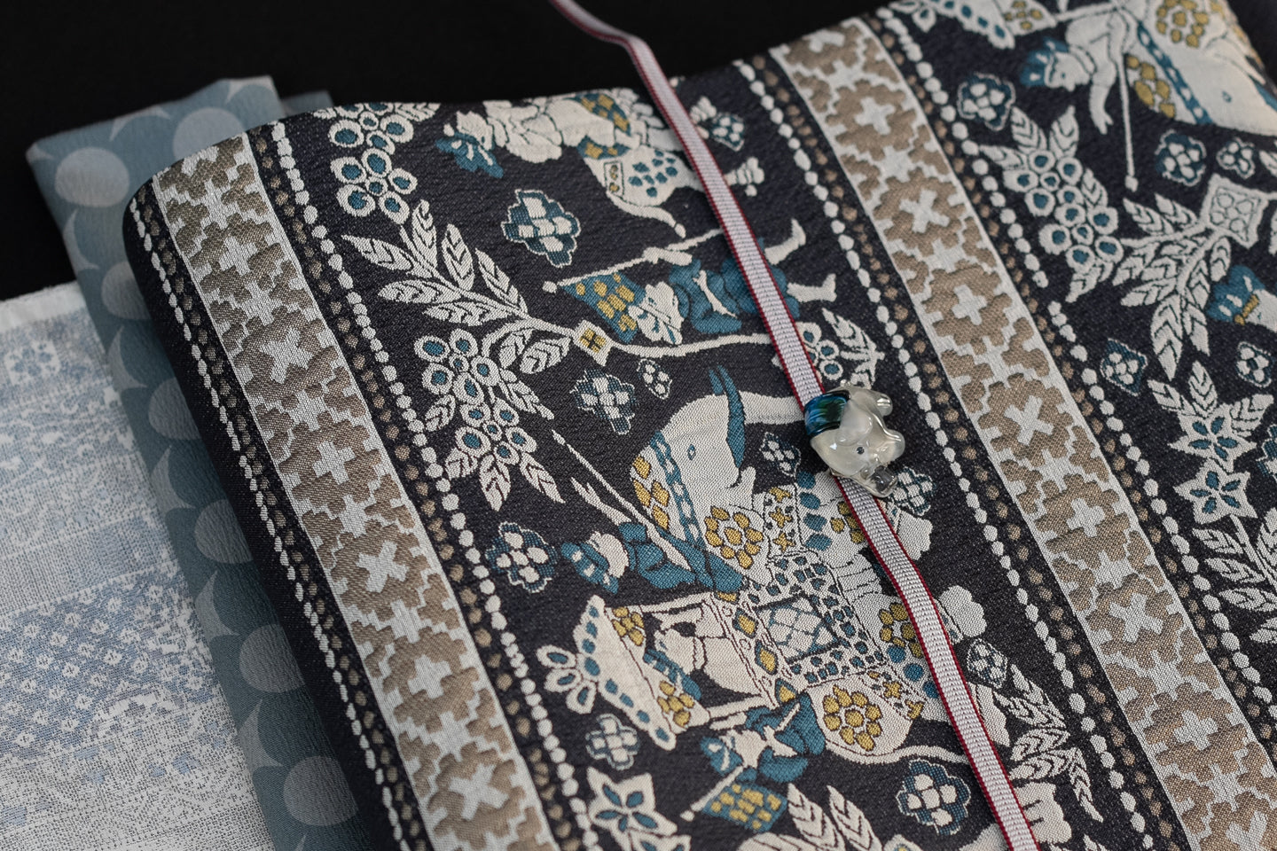 【モレッティ帯留め】作楽/象の行進の象