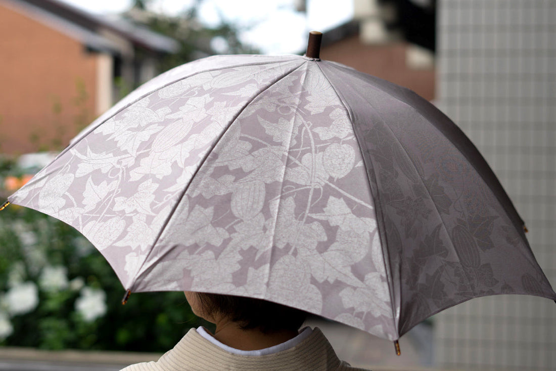 【総紗縫の日傘】帯地でつくる日傘って