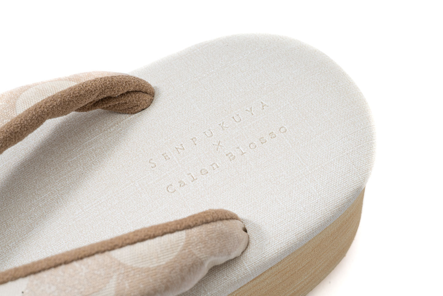 挿上げ【晴雨兼用】コラボカフェぞうりL(南蛮七宝・ベージュ/紹巴織)