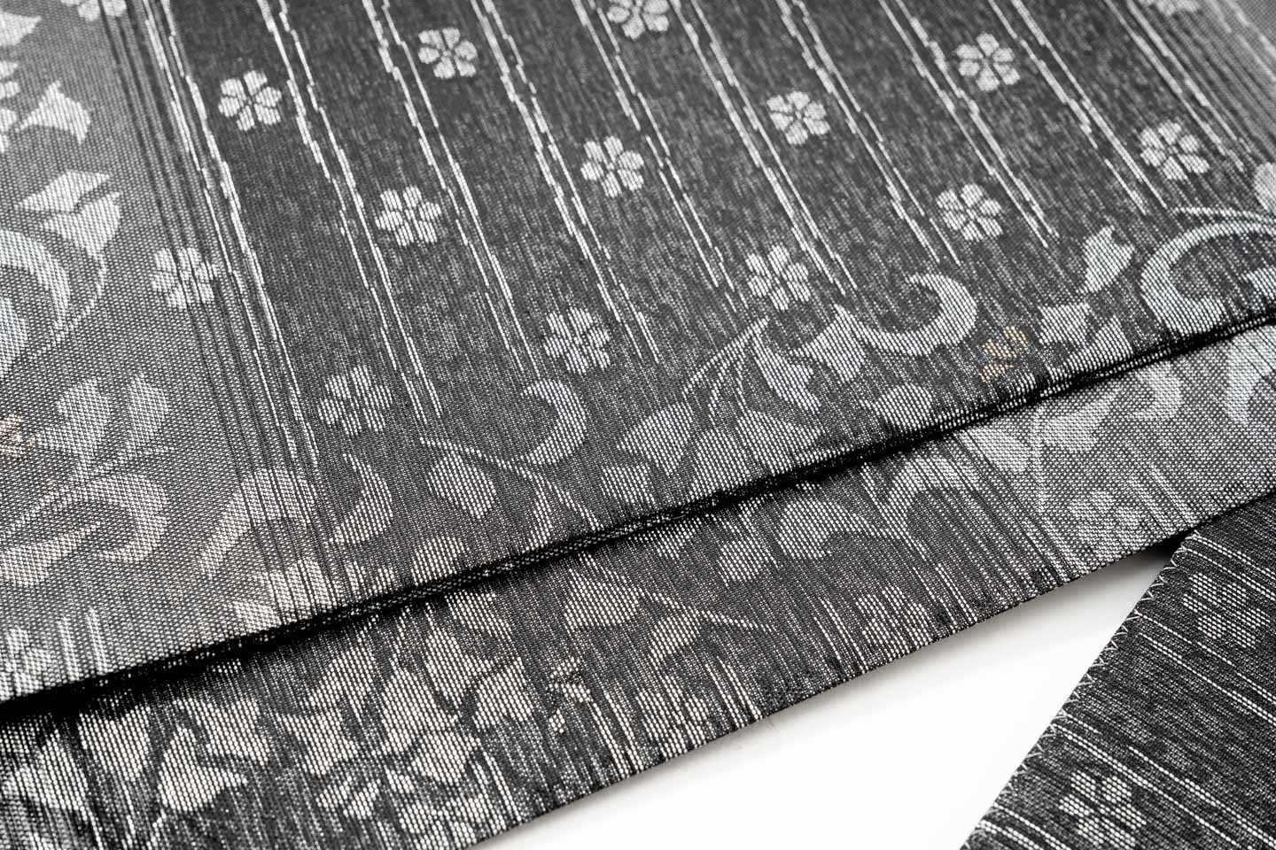 Online限定/即納品【総紗縫の半巾】唐草と横段と小花文様/純金