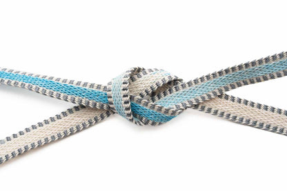 【夏三井寺組の帯締め（手組み）】白×水色