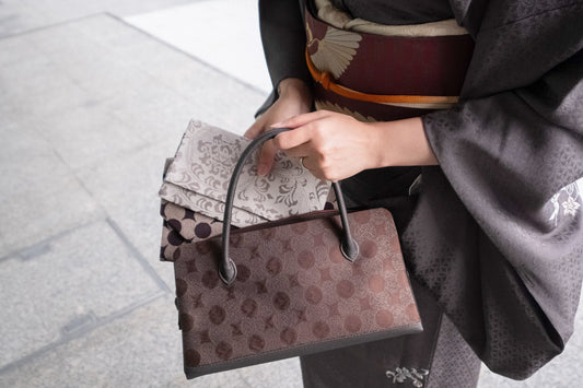 【南蛮七宝の利休バッグ】紹巴織(茶濃淡)/ダックジュエル仕様