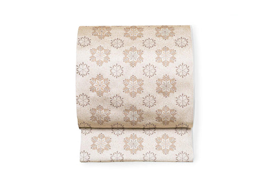 Online限定【作楽の八寸名古屋帯】雪の結晶/二重織(淡いベージュ)